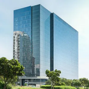 Sky Bay Business Bay Hotel